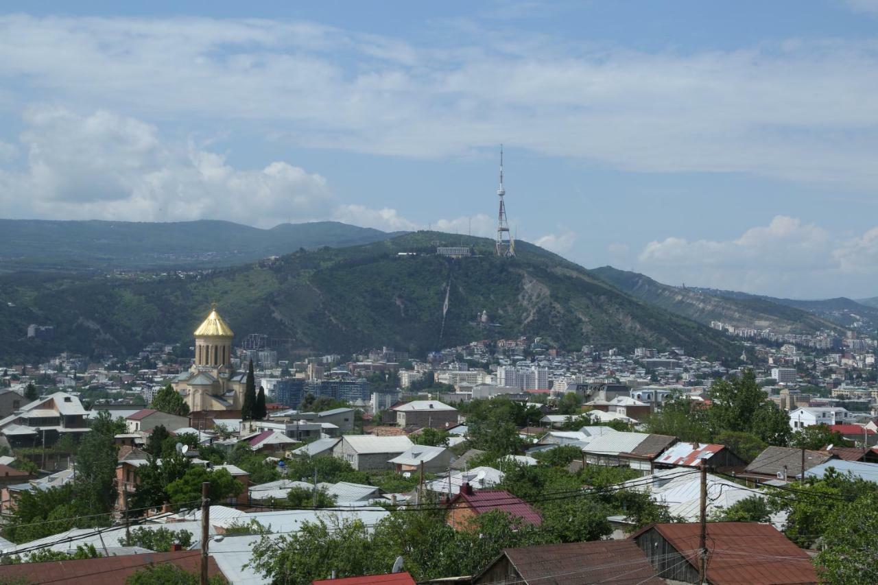 Apartments City On The Palm Tbilisi Eksteriør bilde